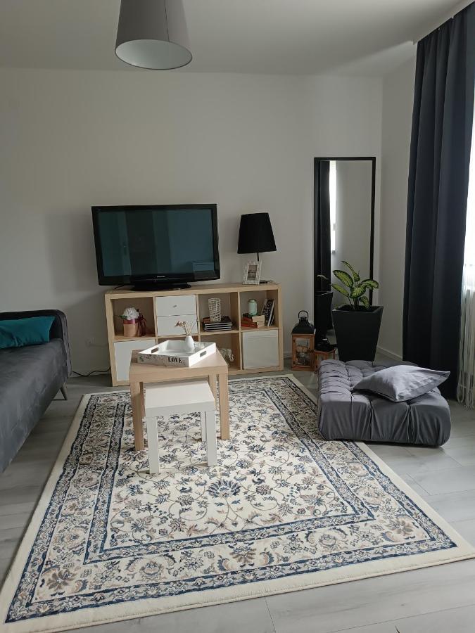 Apartman Vervis Varaždin エクステリア 写真
